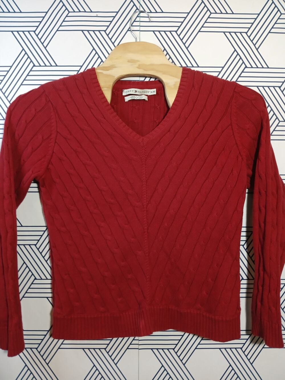 VTG Tommy Hilfiger Womens V-Neck Cable Knit Sweater Old Money Ivy League Tennis